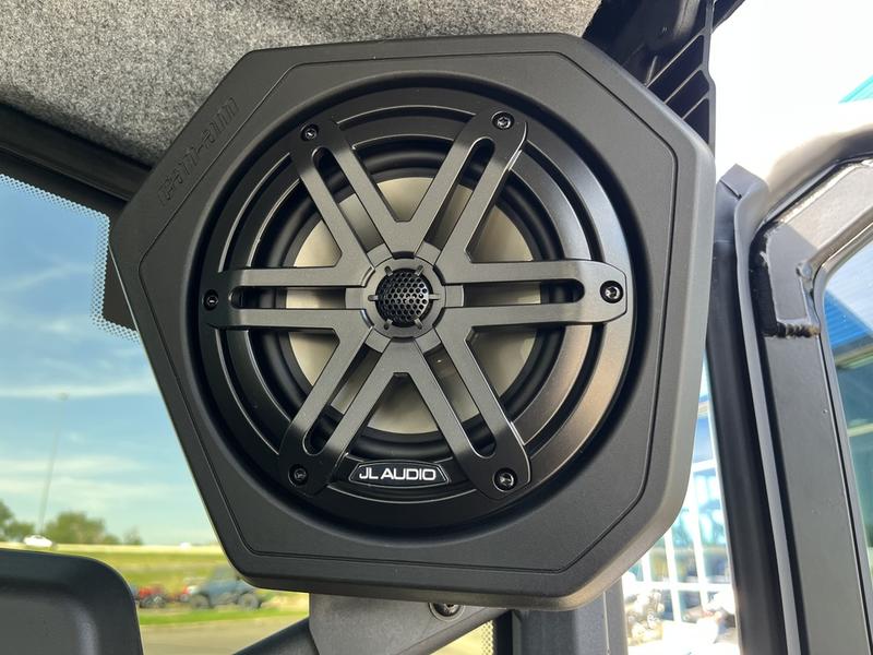 2026 CAN-AM Defender MAX Limited HD11 UTV