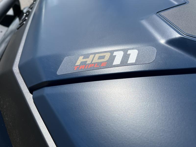 2026 CAN-AM Defender XT CAB HD11 UTV