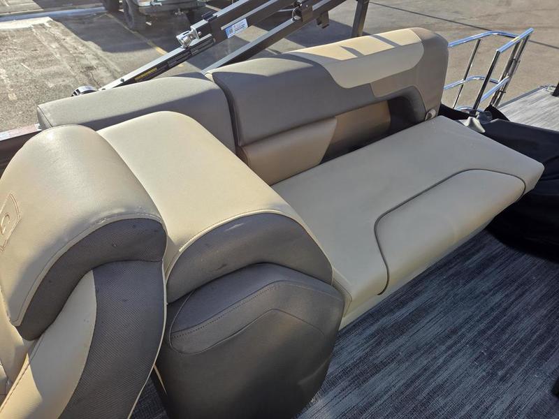 2026 GODFREY PONTOON BOATS Sweetwater 2286 DT BOATS