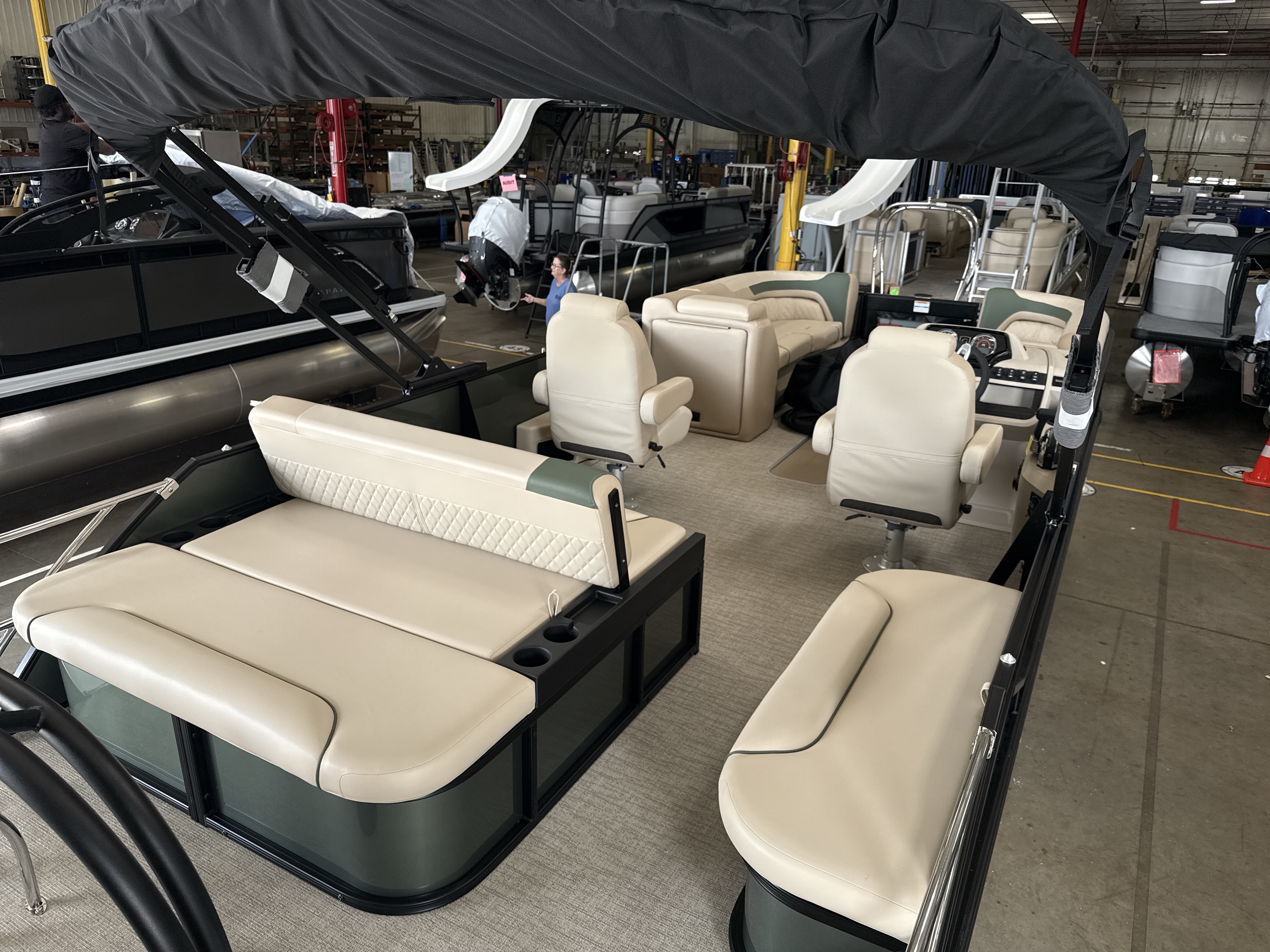 2026 GODFREY PONTOON BOATS Sweetwater 2286 SFLC BOATS