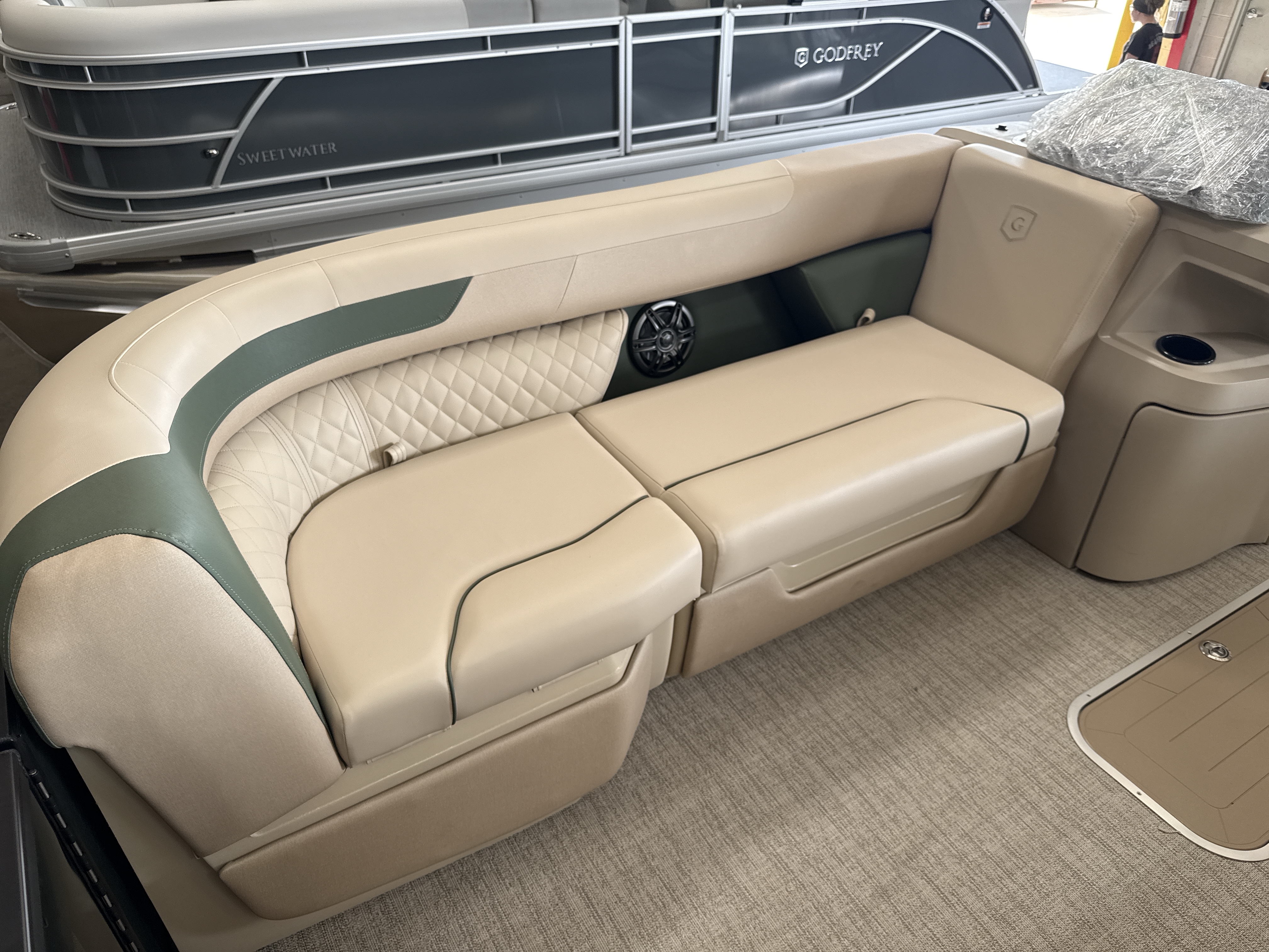 2026 GODFREY PONTOON BOATS Sweetwater 2286 SFLC BOATS