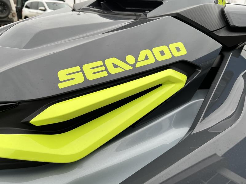 2026 SEA-DOO RXT-X 325 WATERCRAFT
