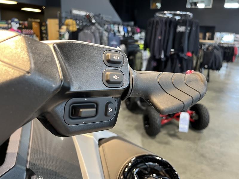 2026 SEA-DOO GTX Limited 325 WATERCRAFT