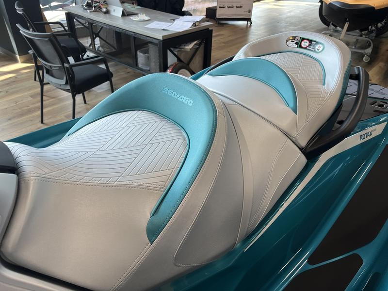 2026 SEA-DOO GTX Limited 325 WATERCRAFT