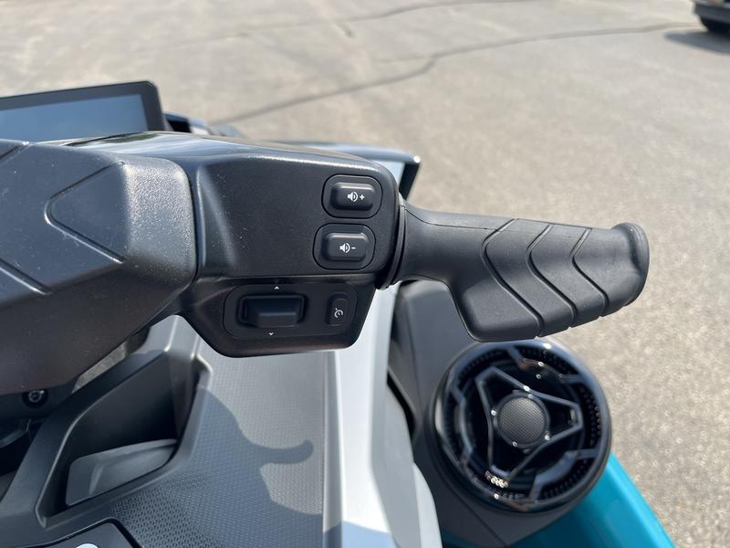 2026 SEA-DOO GTX Limited 325 WATERCRAFT