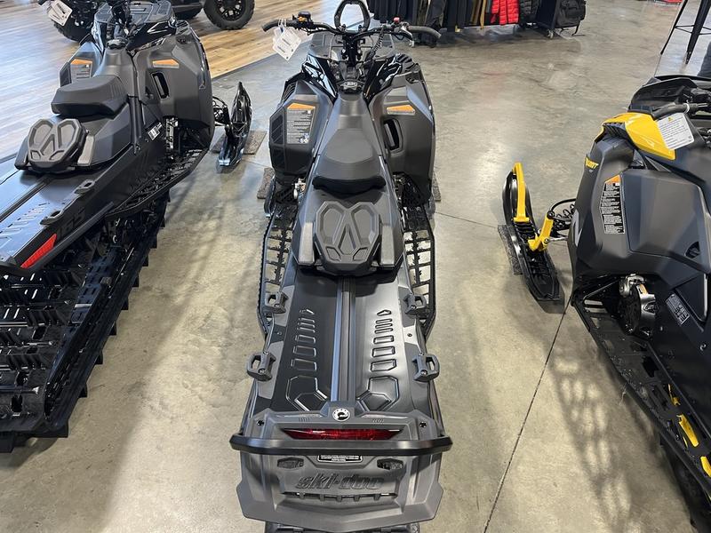 2026 SKI-DOO Summit Adrenaline with Edge Package 154 850 E-TEC Turbo R PowderMax X-Light with FlexEdge 3.0 SNOWMOBILES