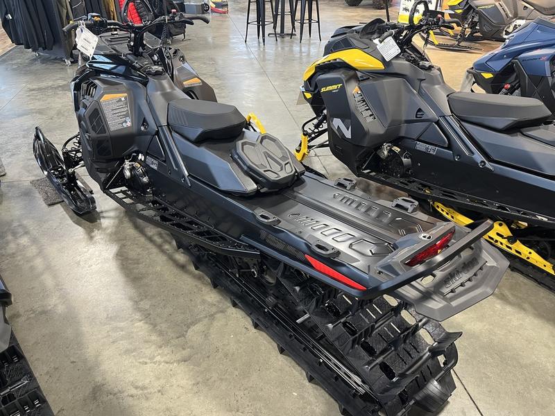 2026 SKI-DOO Summit Adrenaline with Edge Package 154 850 E-TEC Turbo R PowderMax X-Light with FlexEdge 3.0 SNOWMOBILES