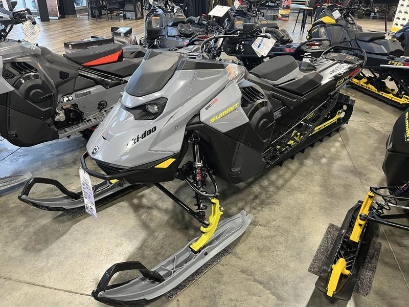2026 SKI-DOO Summit Adrenaline with Edge Package 165 850 E-TEC Turbo R PowderMax X-Light with FlexEdge 3.0 SNOWMOBILES
