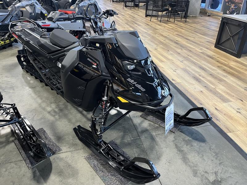 2026 SKI-DOO Summit Adrenaline with Edge Package 165 850 E-TEC Turbo R PowderMax X-Light with FlexEdge 3.0 SNOWMOBILES