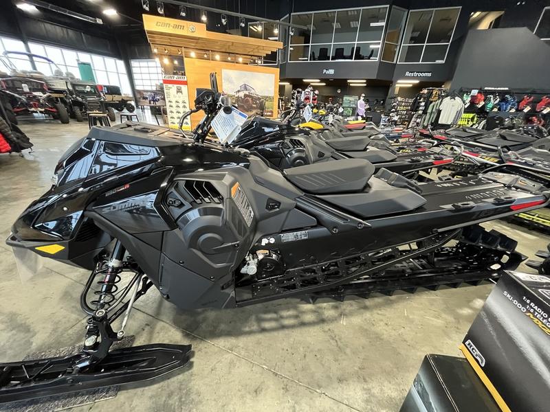 2026 SKI-DOO Summit Adrenaline with Edge Package 165 850 E-TEC Turbo R PowderMax X-Light with FlexEdge 3.0 SNOWMOBILES