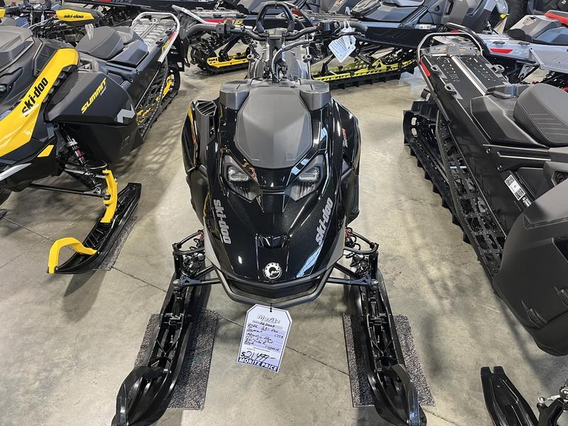 2026 SKI-DOO Summit Adrenaline with Edge Package 154 850 E-TEC Turbo R PowderMax X-Light with FlexEdge 3.0 SNOWMOBILES