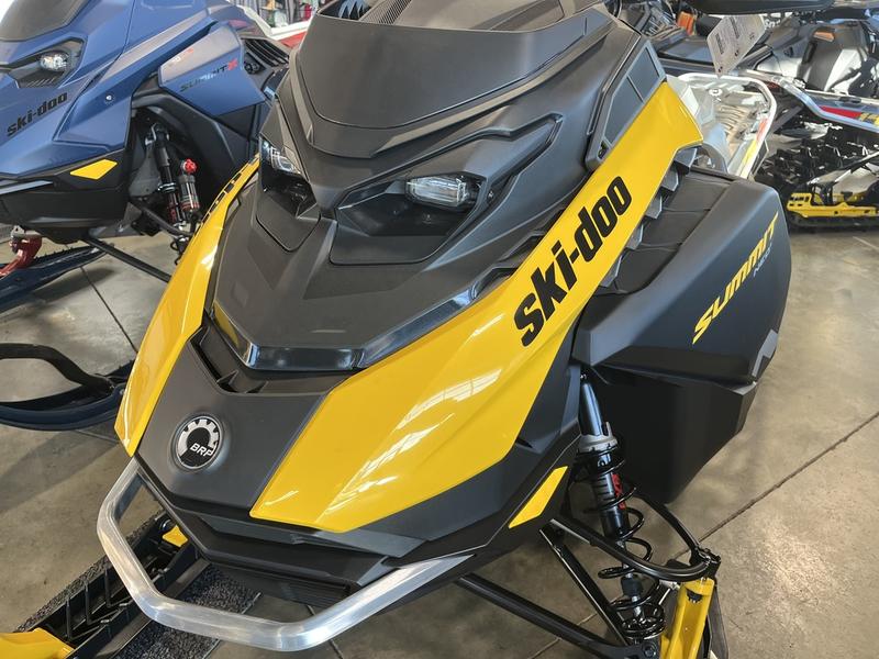 2026 SKI-DOO Summit NEO+ 146 600 EFI Hurricane with FlexEdge 1.75 SNOWMOBILES