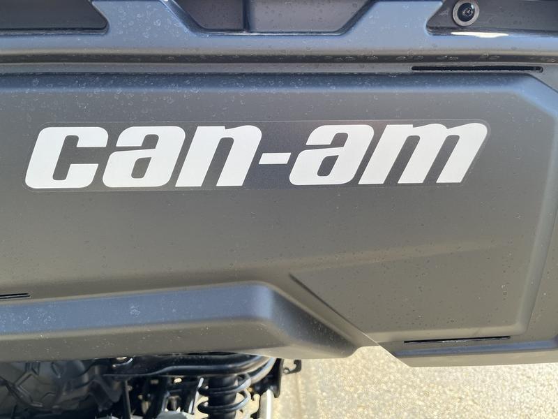2027 CAN-AM Defender MAX DPS CAB HD10 UTV