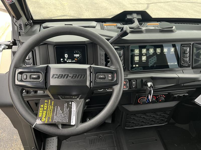 2027 CAN-AM Defender XU Limited UTV