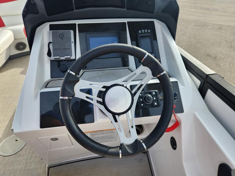 2021 MONTARA 25' Surf Boss 2.0 BOATS