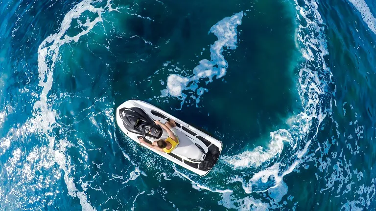 Read more about the article The History of Personal Watercraft