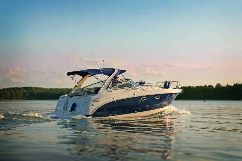You are currently viewing A Guide to Buying the Perfect Bowrider Boat