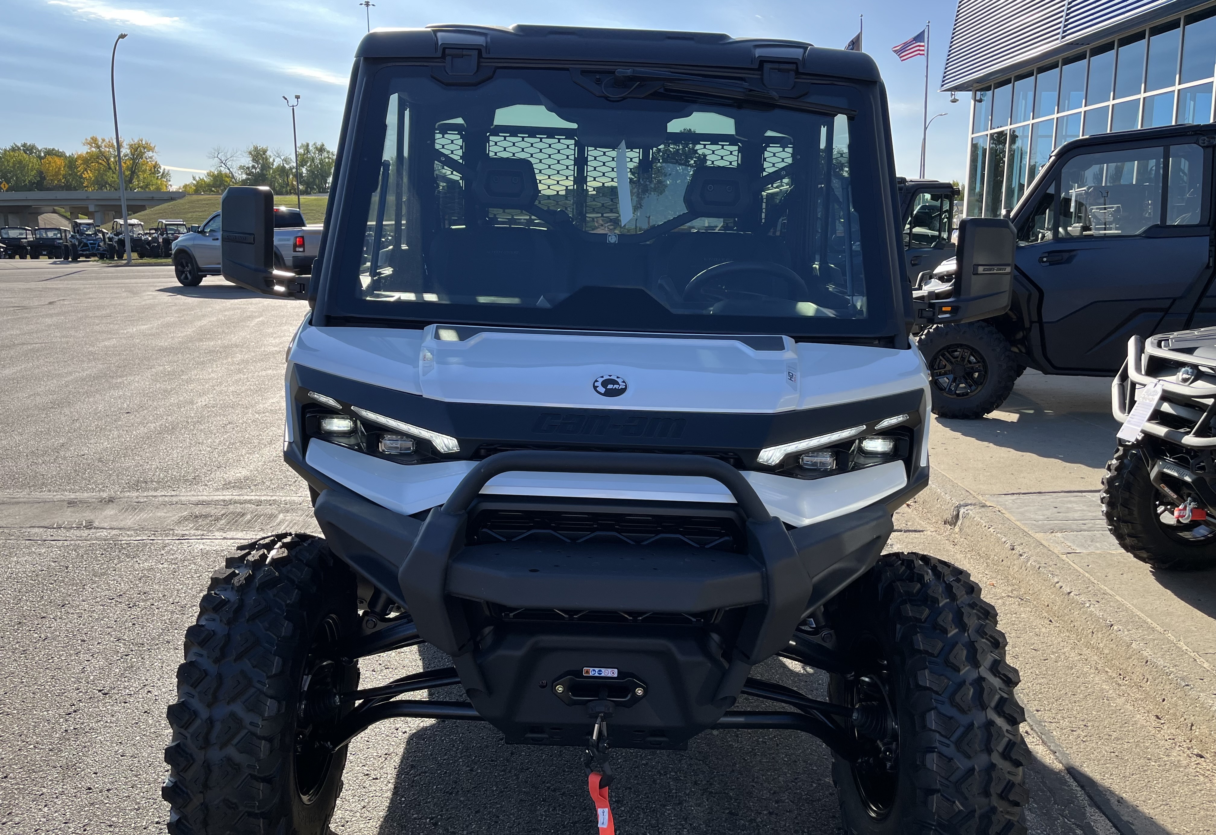 2027 CAN-AM Defender XU Limited UTV