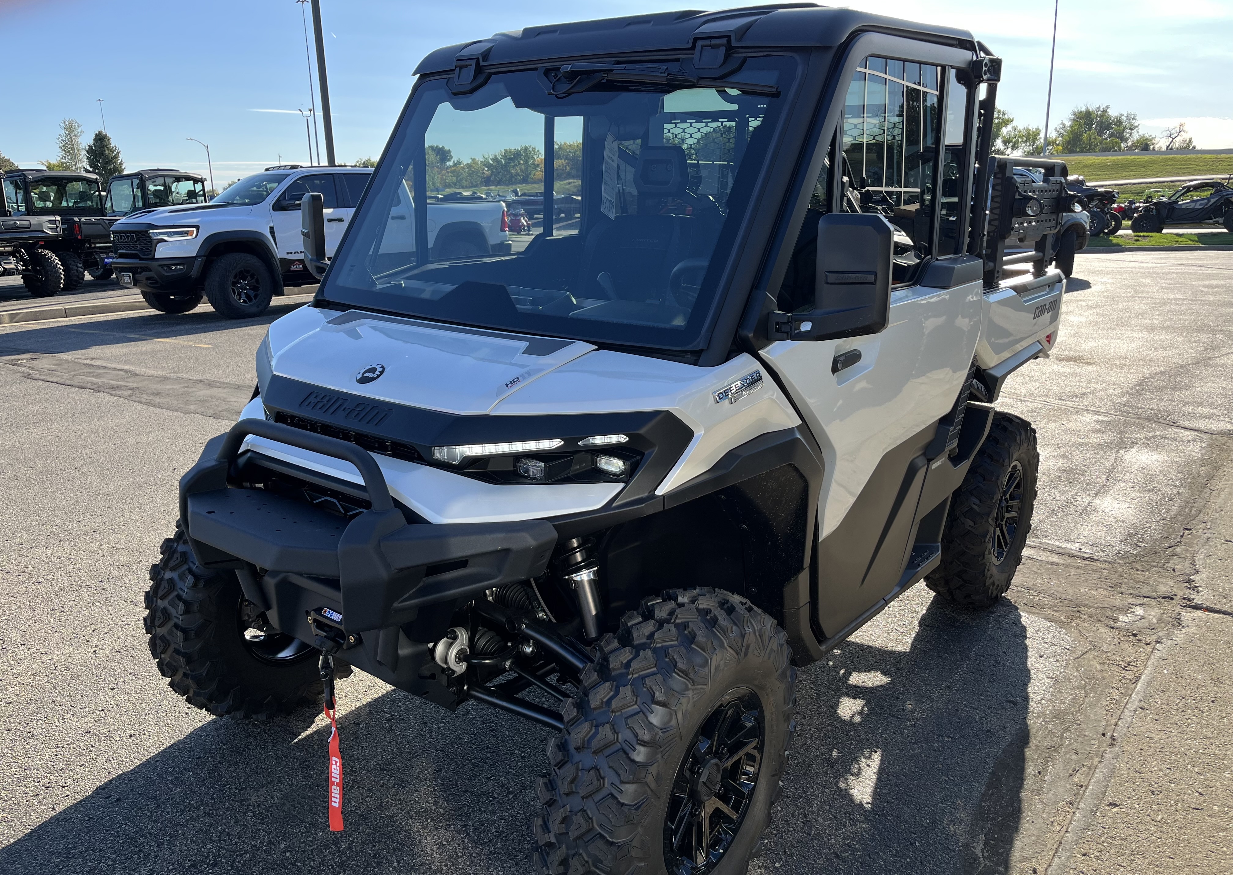 2027 CAN-AM Defender XU Limited UTV