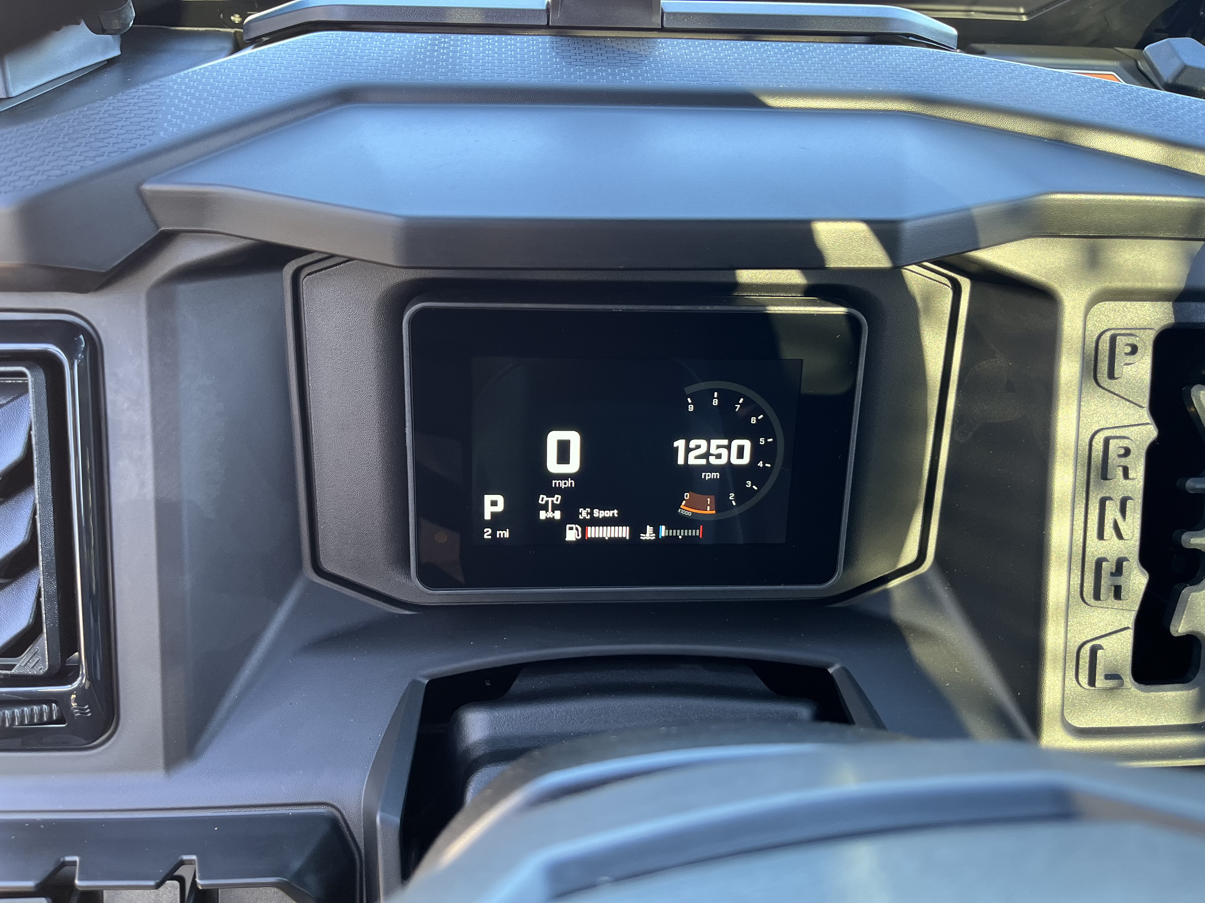2027 CAN-AM Defender XU Limited UTV