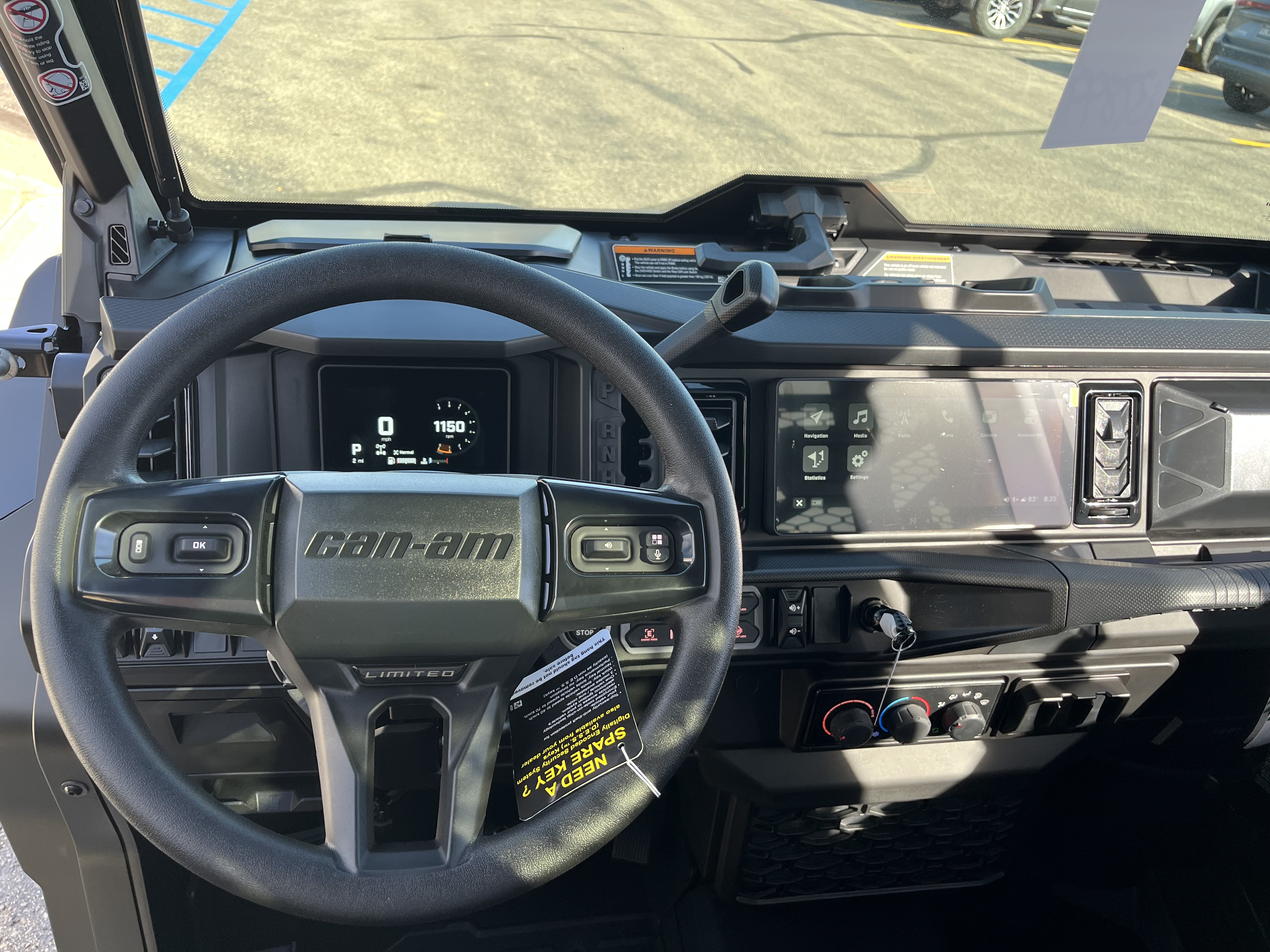 2027 CAN-AM Defender XU Limited UTV