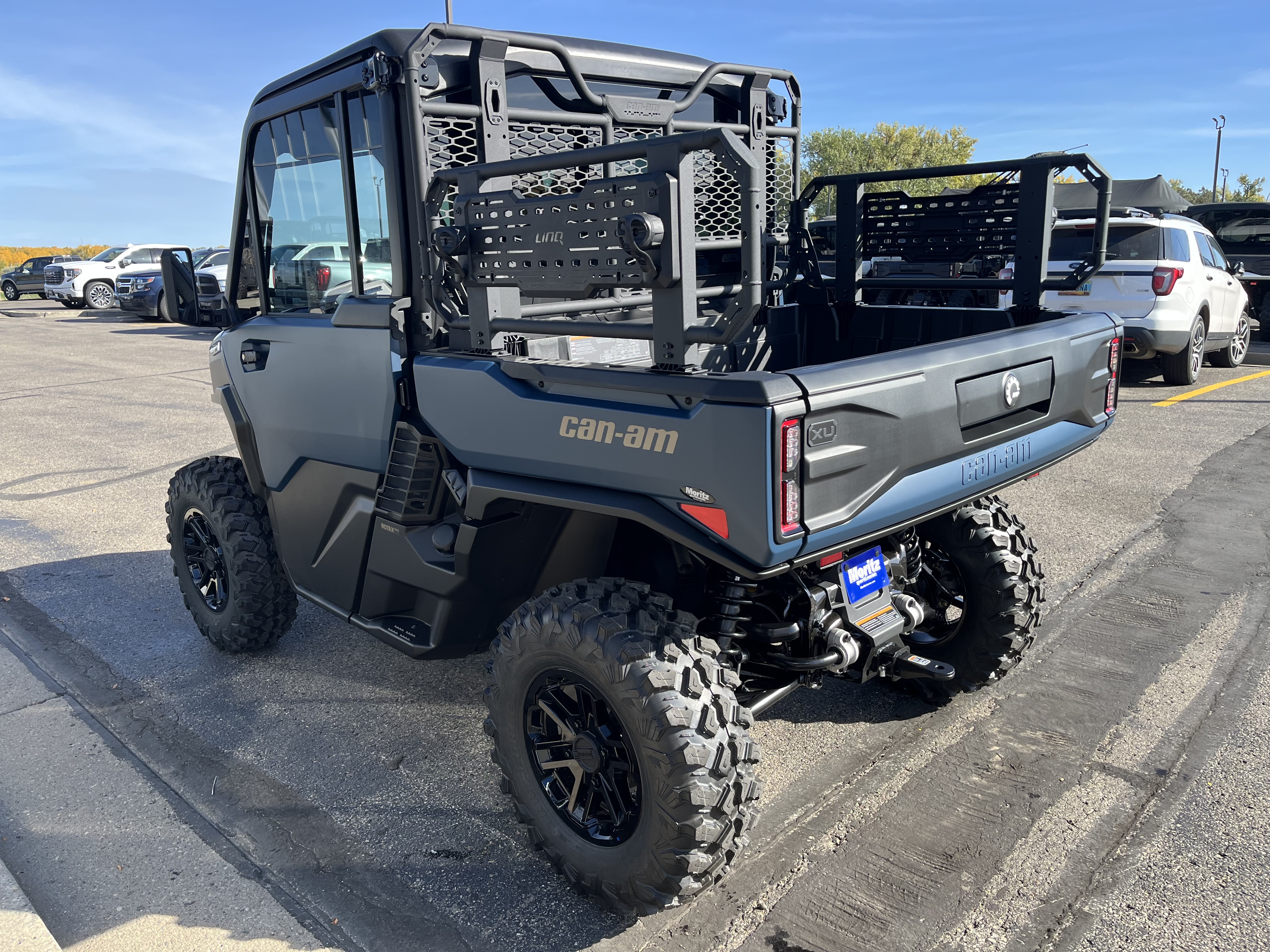 2027 CAN-AM Defender XU Limited UTV