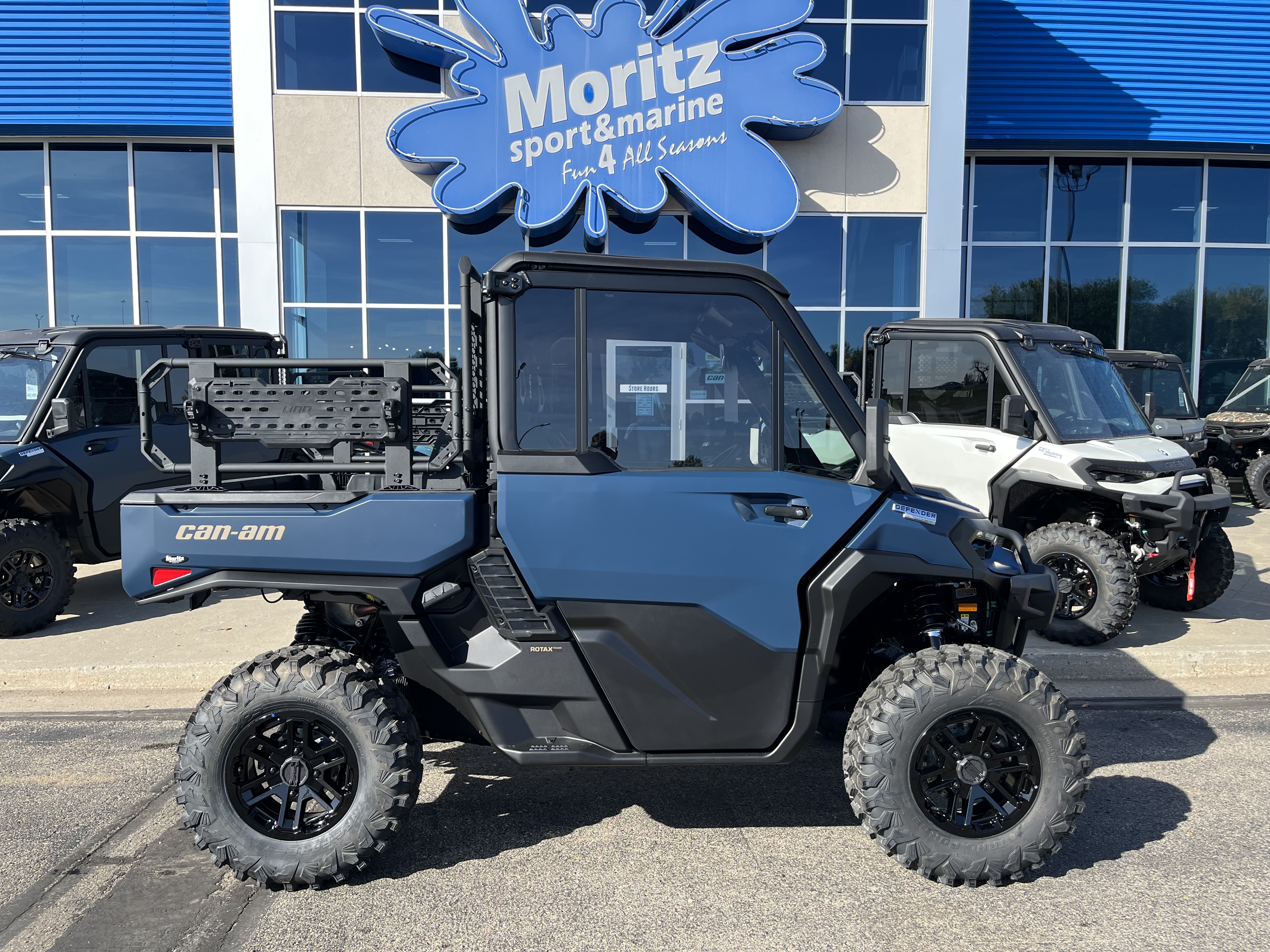 2027 CAN-AM Defender XU Limited UTV