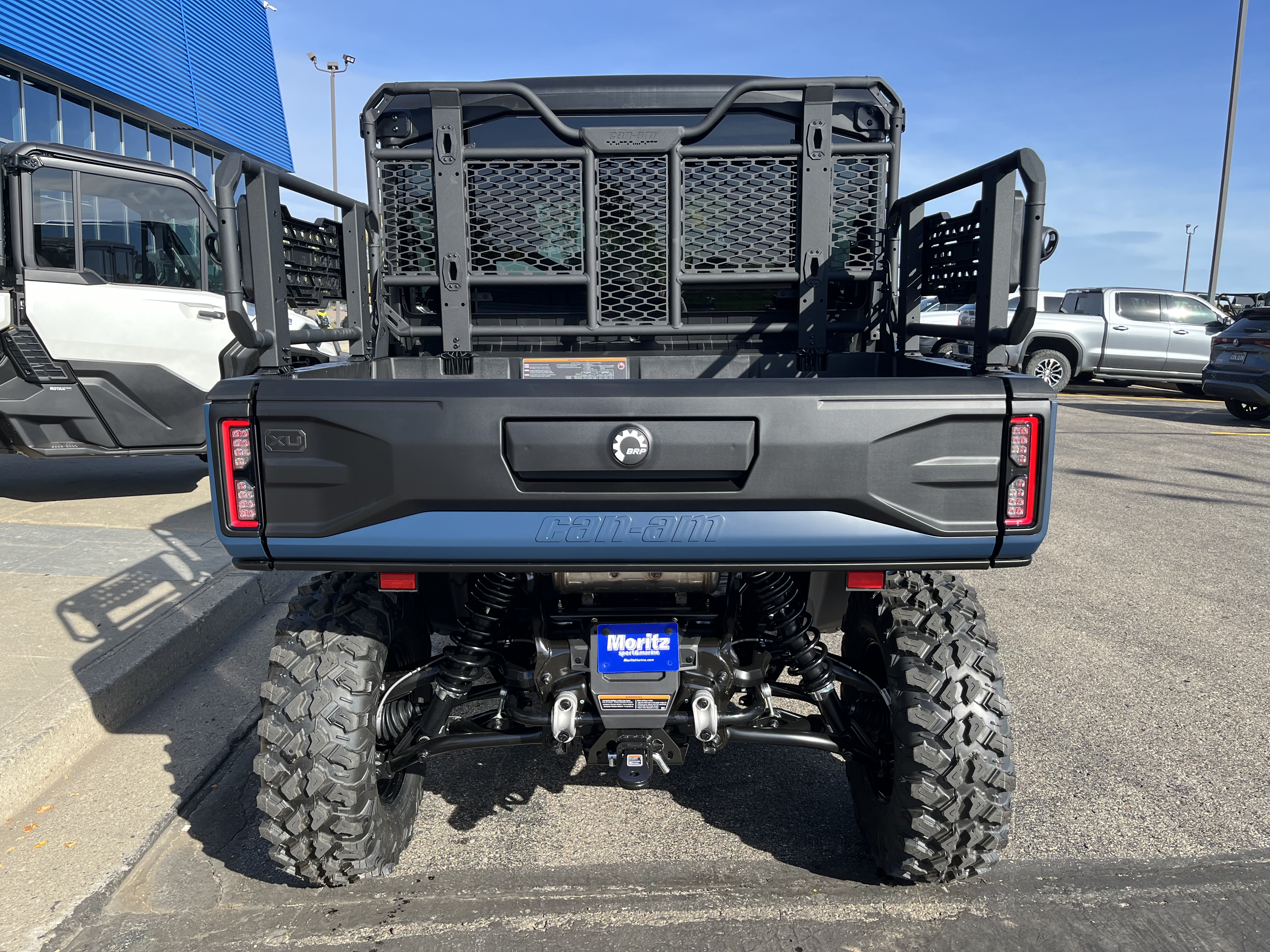 2027 CAN-AM Defender XU Limited UTV