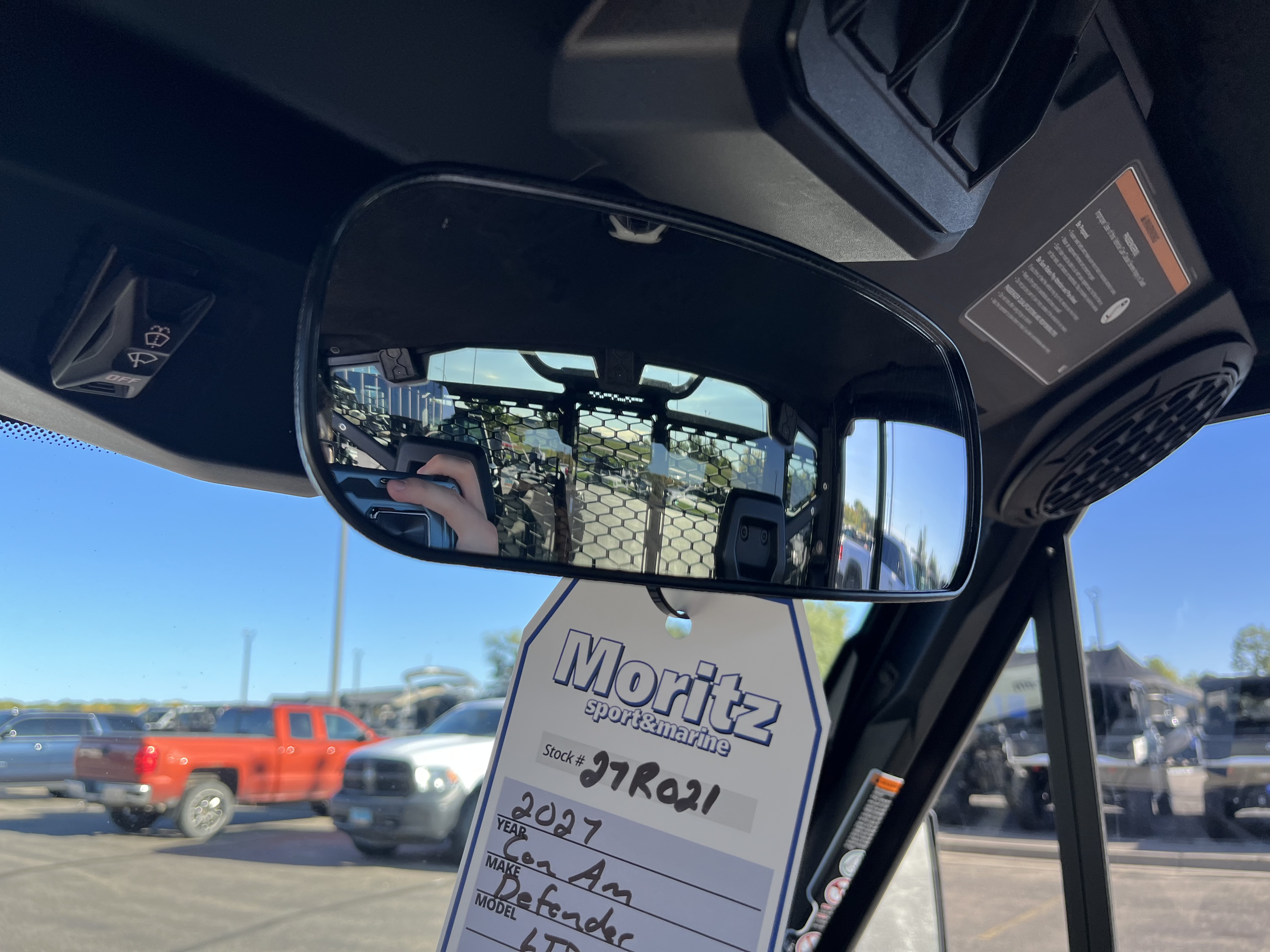 2027 CAN-AM Defender XU Limited UTV
