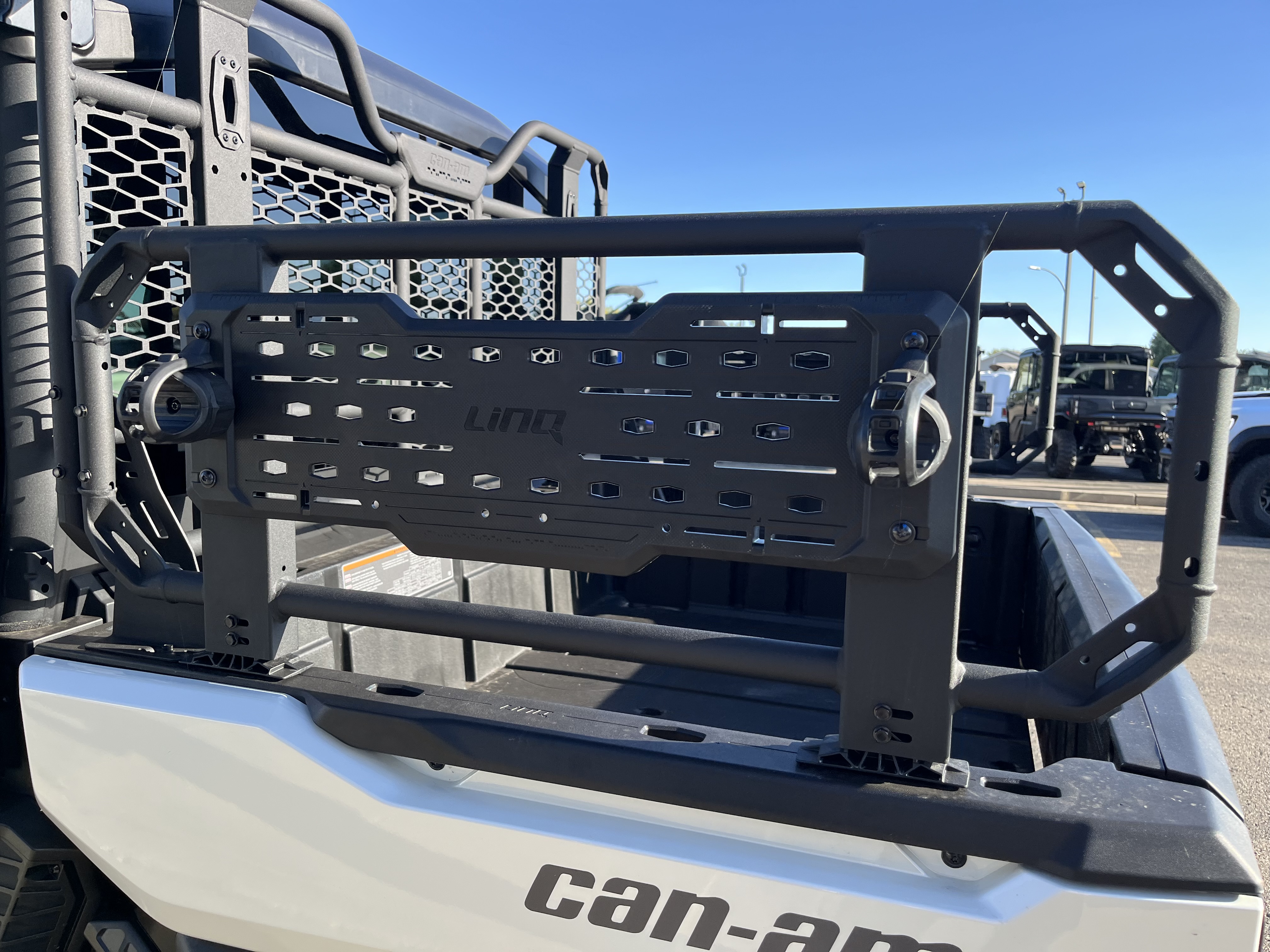 2027 CAN-AM Defender XU Limited UTV