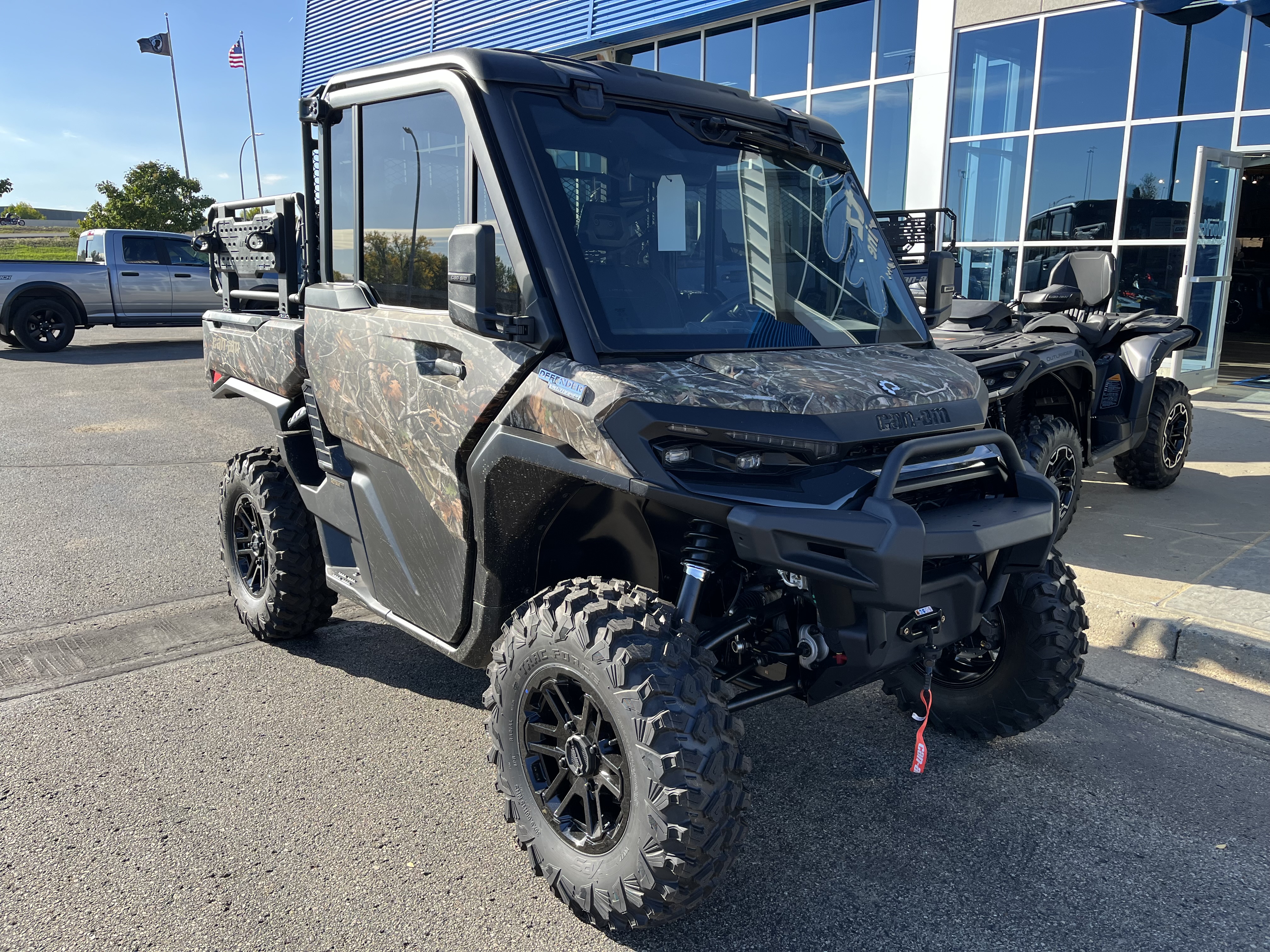 2027 CAN-AM Defender XU Limited UTV