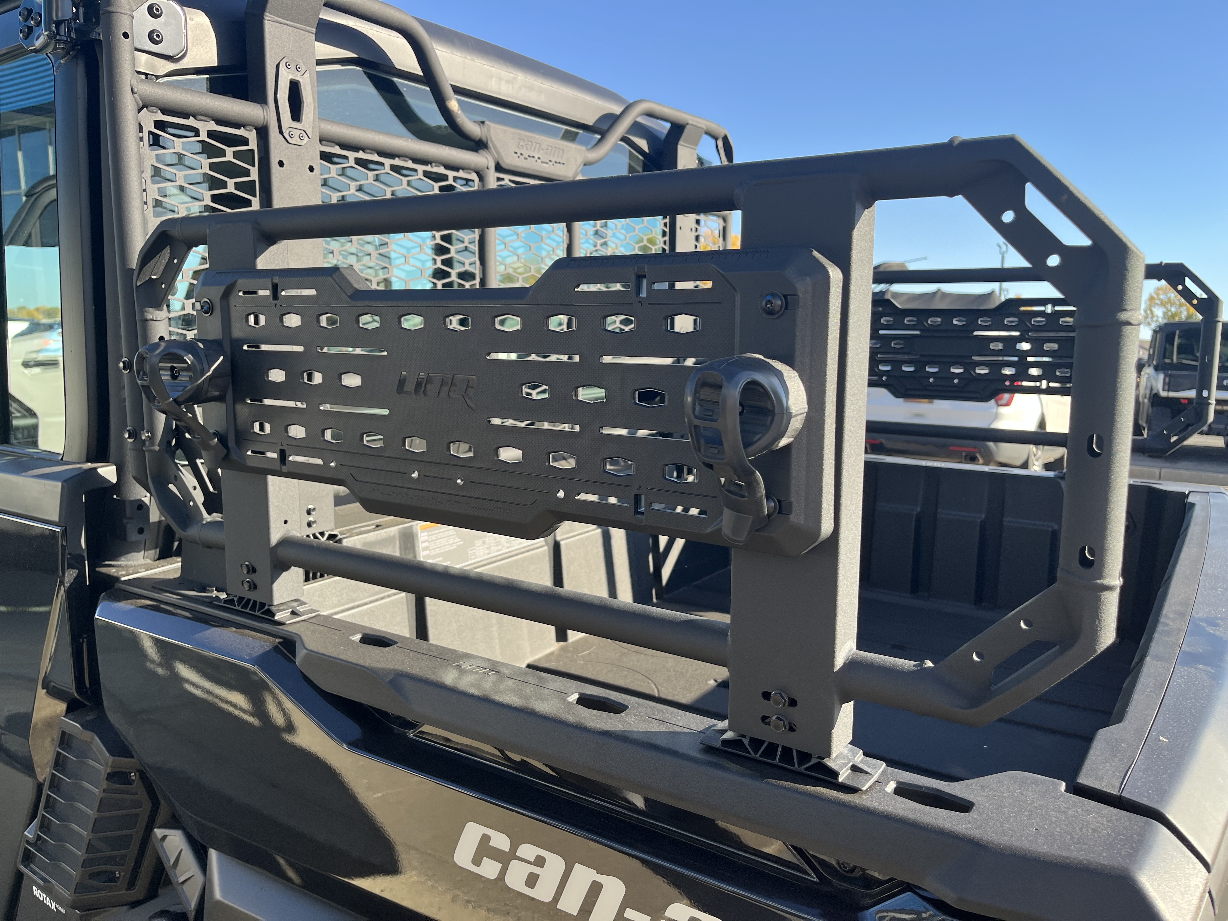 2027 CAN-AM Defender XU MAX XT HD10 UTV