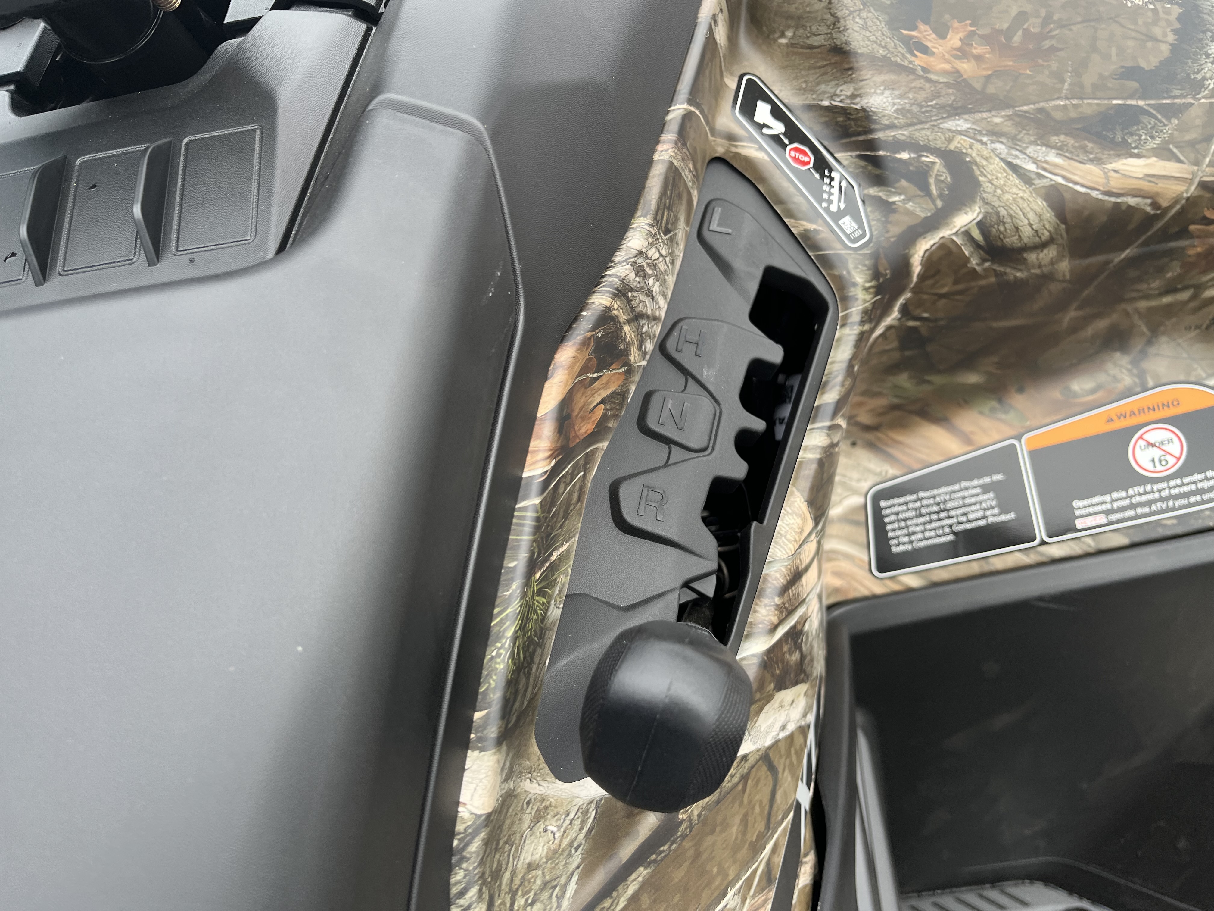 2027 CAN AM Outlander Pro XT HD7 Dark Wildland Camo ATV