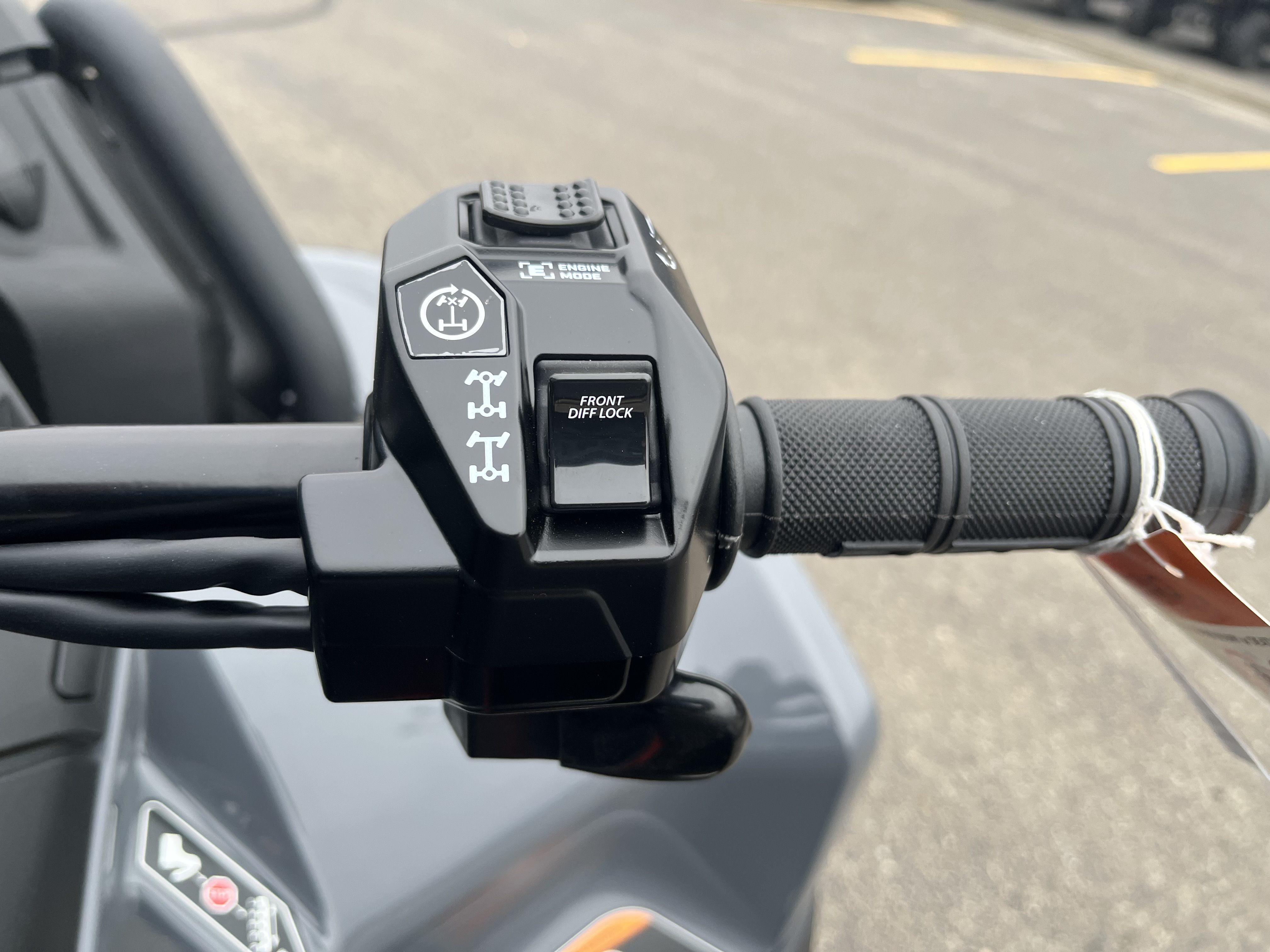 2027 CAN AM Outlander X MR 700 EFI ATV