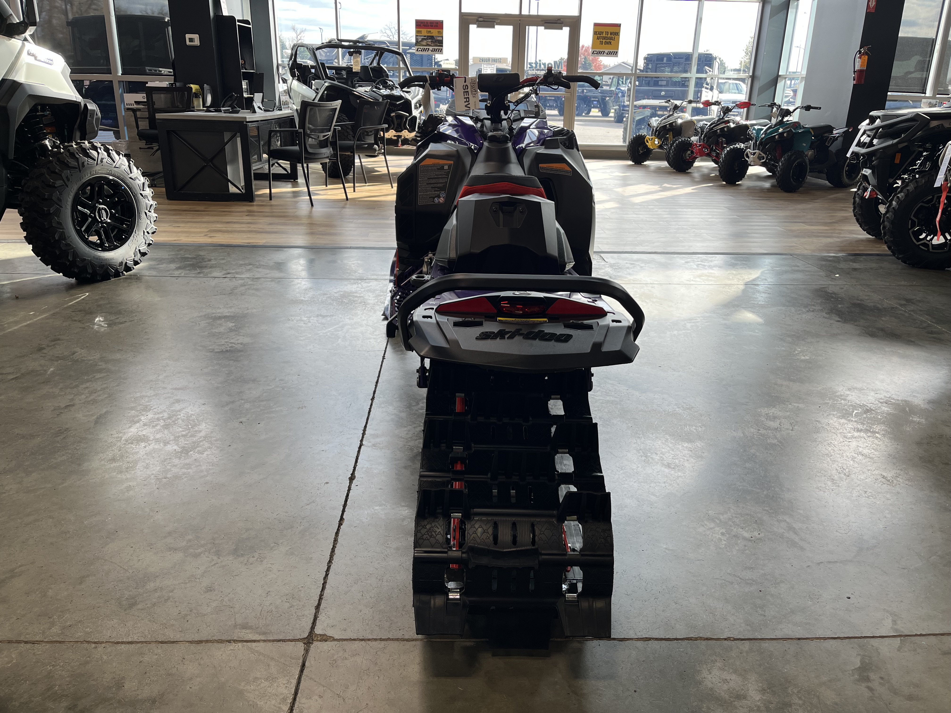 2027 SKI DOO FREERIDE 147 850 TURBO R POWDERMAX X-LIGHT 3.0" SHOT W/ 10.25" TOUCHSCREEN SNOWMOBILES